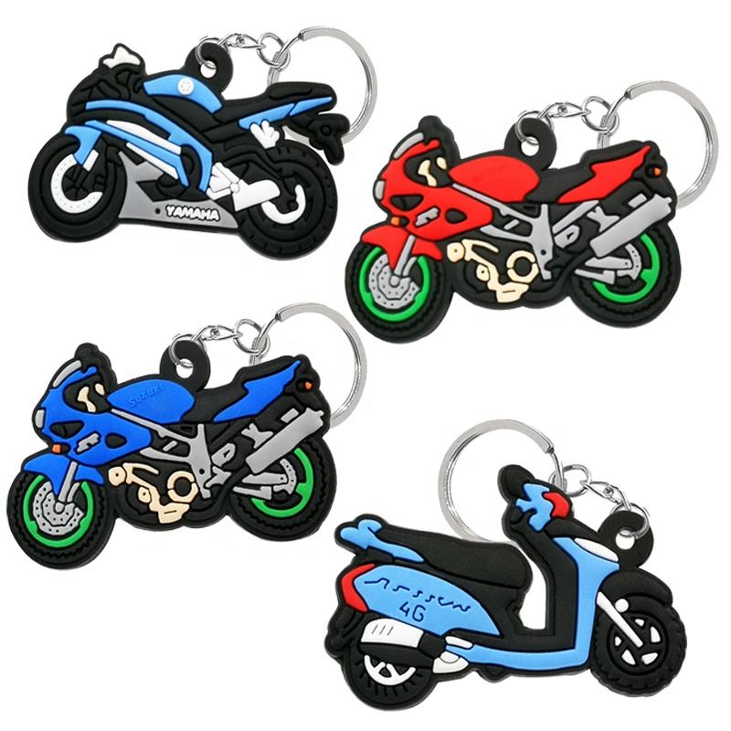 Doll hanger cartoon animatie aangepast logo cadeau motorfiets dubbelzijdige PVC Keychain