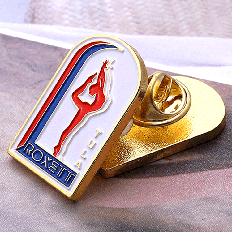 Geen moq goud vergulde metalen broche pin Aangepaste hoed Pin Soft Email Sport Dance Destuation Email Pins Custom
