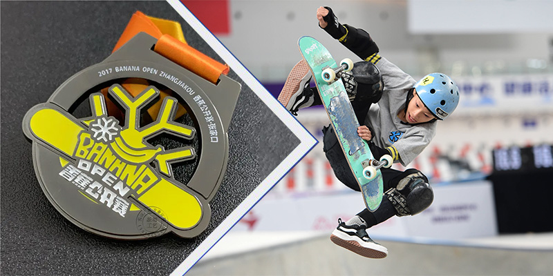 Aangepaste sportmedailles: kampioenen van skateboarden vieren