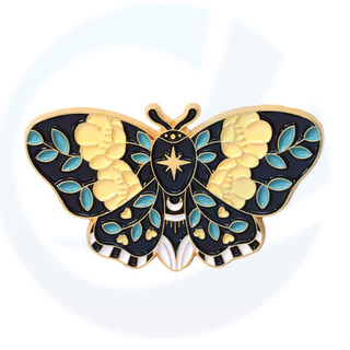 Cartoon vlinderdieren pins schattige emailpennen set label badge grappig verjaardagscadeau voor haar dierglazuurkledingspeld voor jeans