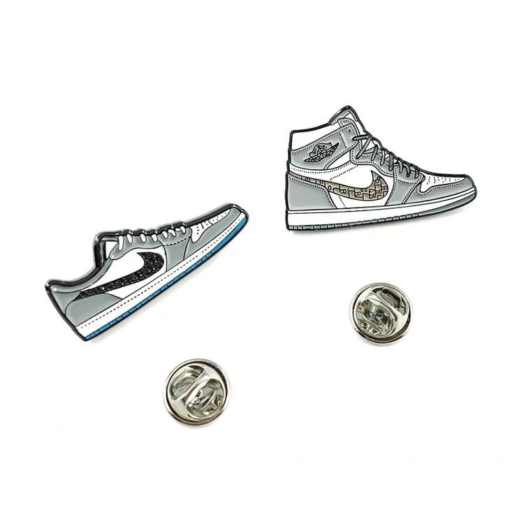 Fabrieksprijs groothandel sneakers badges aj schoenen pins zachte email pinnen aangepast je logo